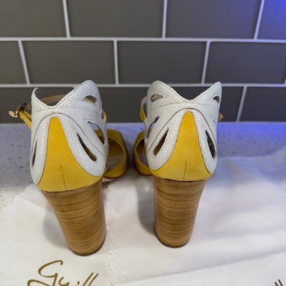 Guilhermina Yellow Suede Open-Toe Pumps with White Flower Ankle Detail in Size 4 - Picture 5 of 8